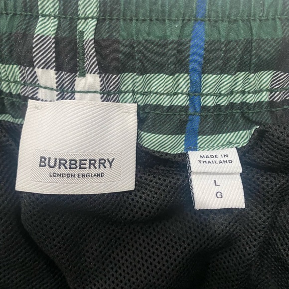 BURBERRY SWIM SHORTS - Picture 3 of 3